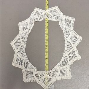 Vintage Crochet Lace Collar